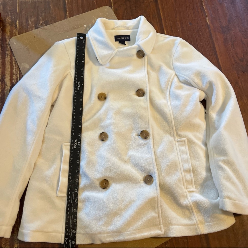 Large Women’s Lands End White Coat Big Button Vintage Peacoat